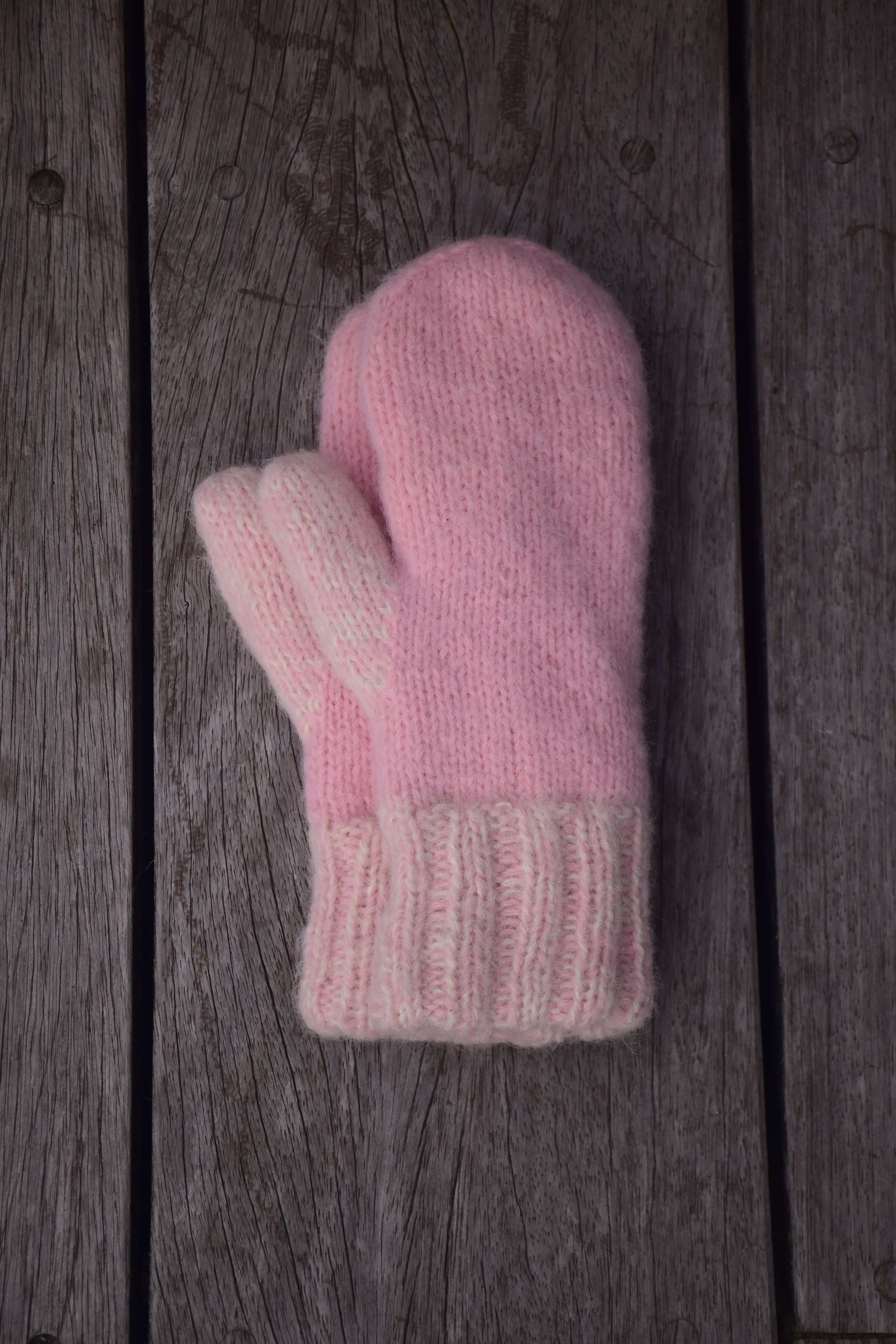 ZARA mittens powder pink / cloudy white