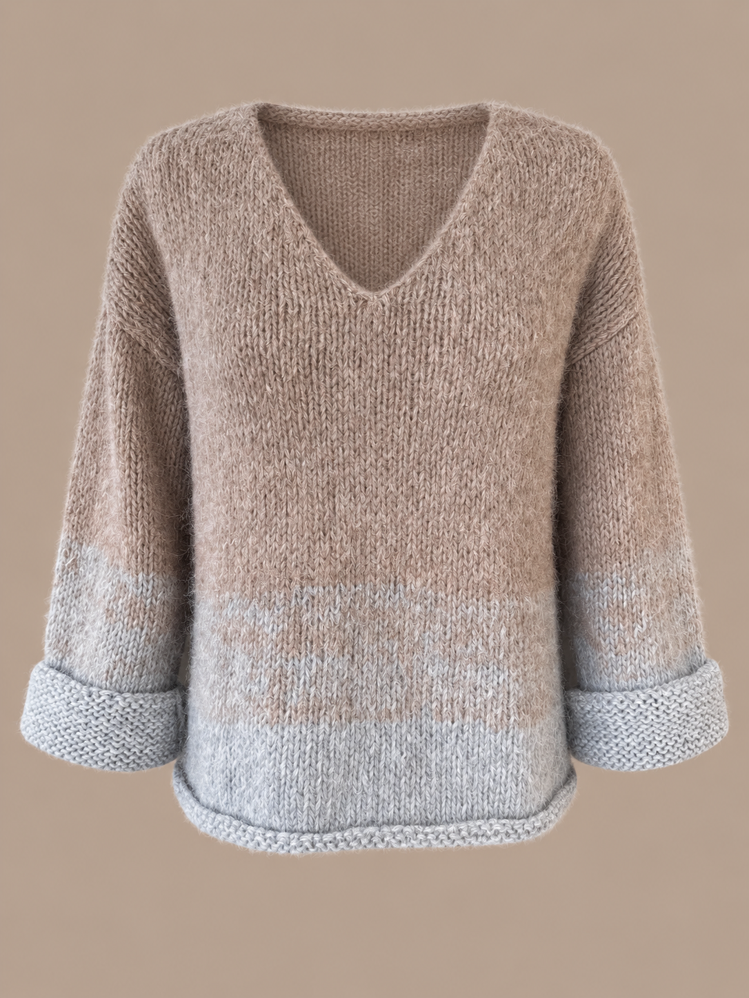 Eloïse ~ alpaca v-sweater, mushroom dégradé